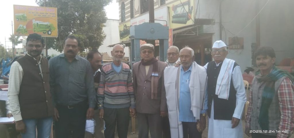 निःशुल्क नेत्र शिविर में 80 मरीजों की जांच, 12 ऑपरेशन हेतु जबलपुर रवाना